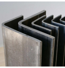 Уголок гнутый неравнополочный