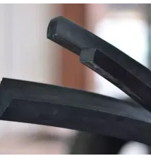 Резиновые уплотнительные прямоугольные шнуры